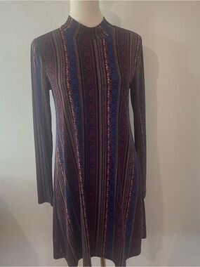 BCBGeneration Long-Sleeve Aztec stretch with Mock Neck
